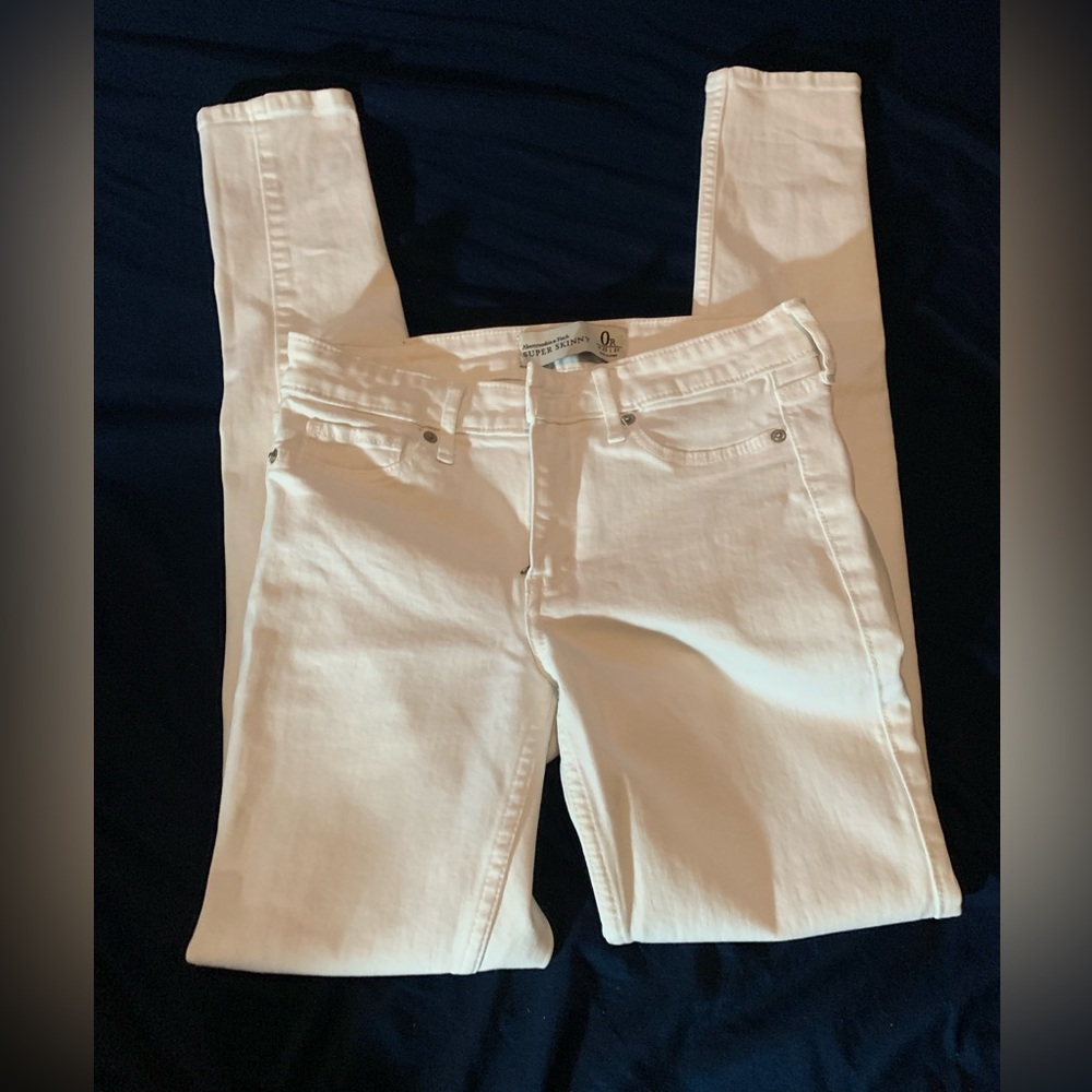 AF super skinny white jeans 0R